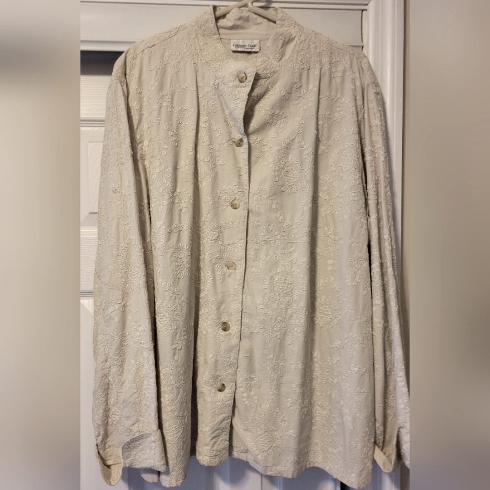 Coldwater creek plus size button down embroidered top